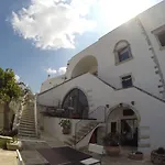 La Sommita Relais & Chateaux מלון אוסטוני